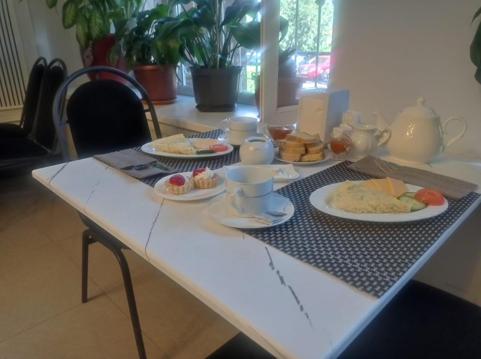 Ajour Hotell Alma-Ata Exteriör bild