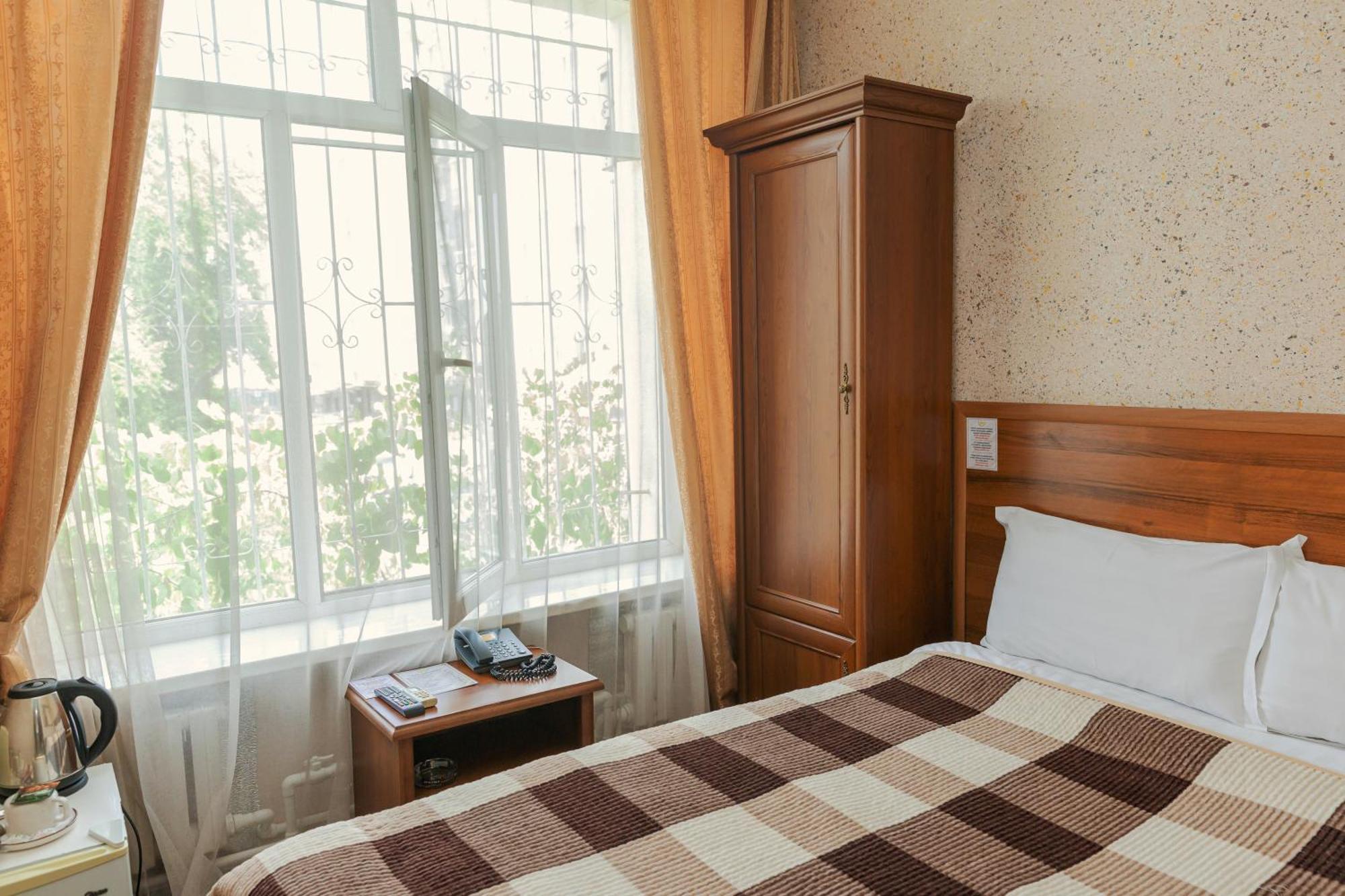 Ajour Hotell Alma-Ata Exteriör bild