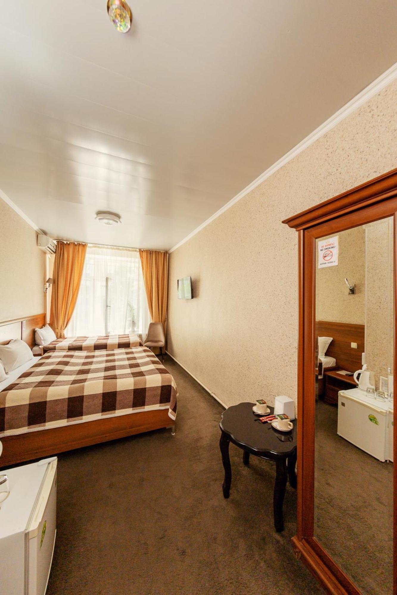 Ajour Hotell Alma-Ata Exteriör bild