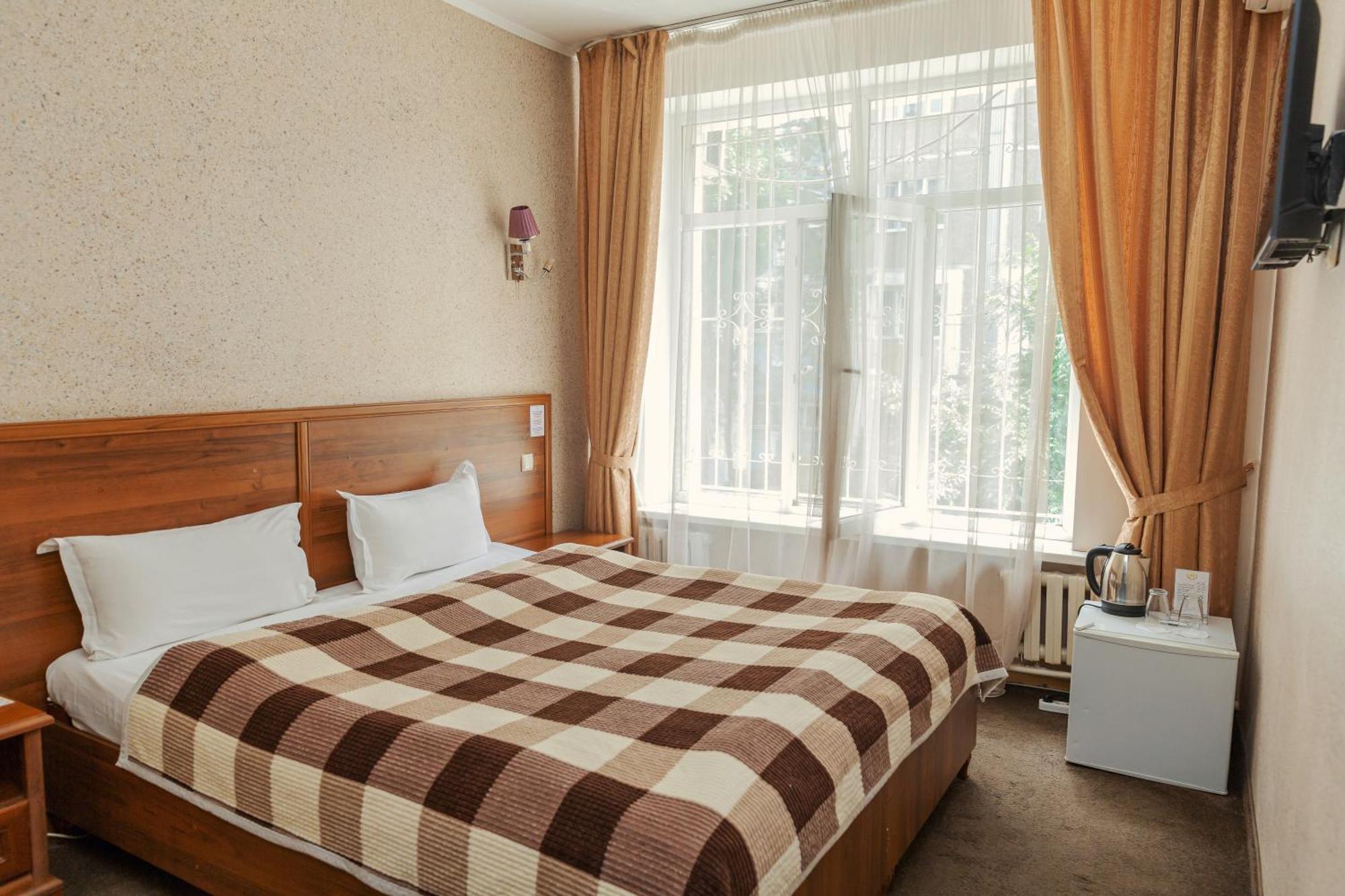 Ajour Hotell Alma-Ata Exteriör bild