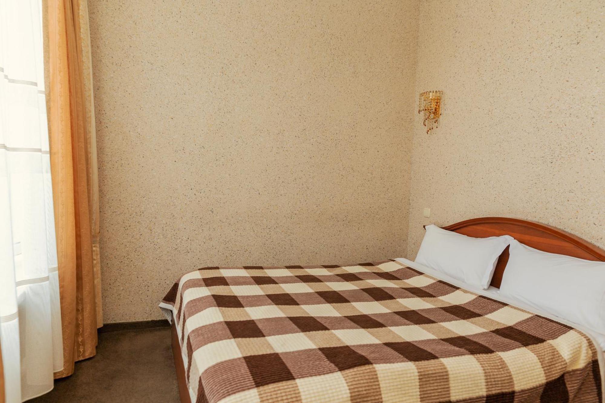 Ajour Hotell Alma-Ata Exteriör bild