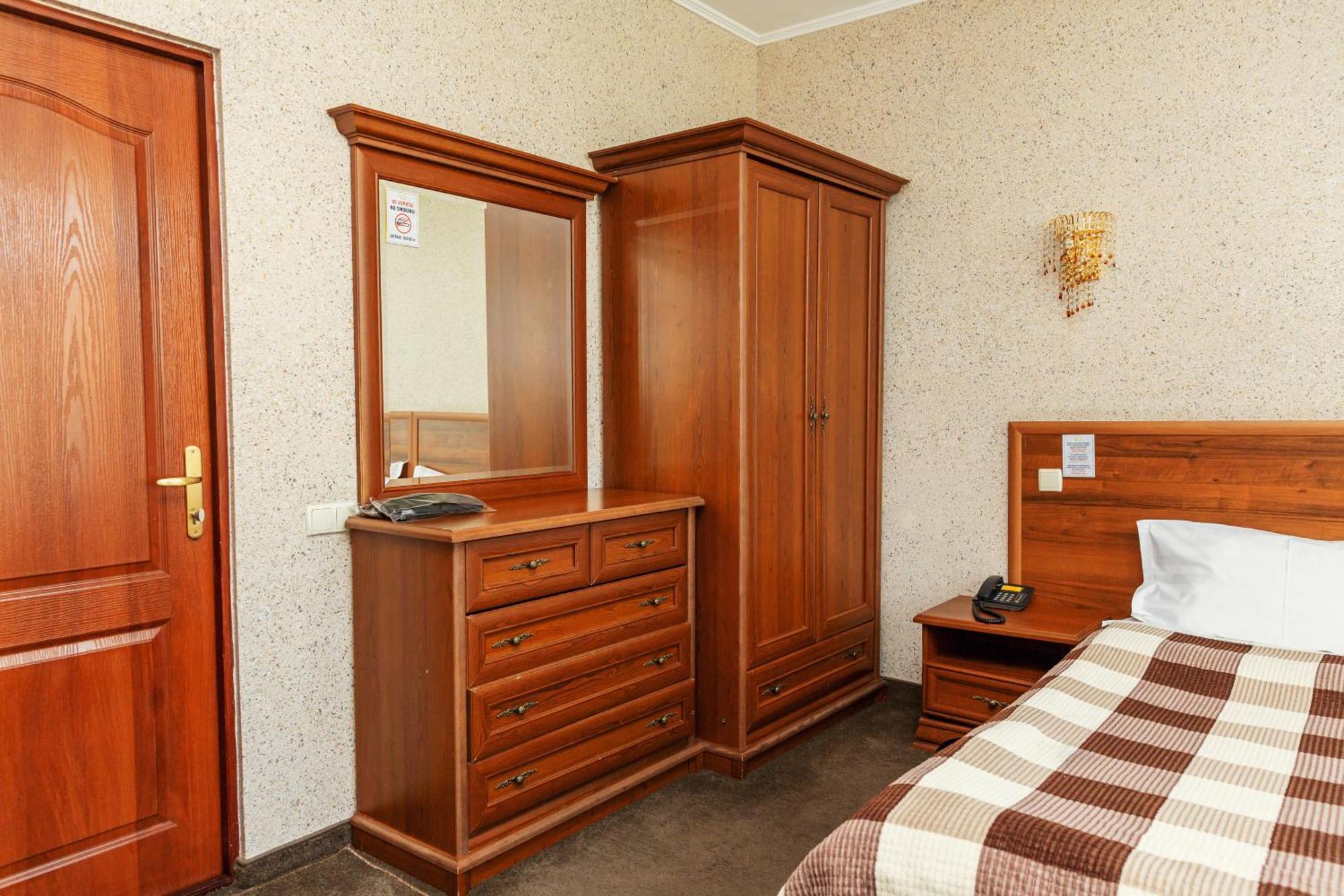 Ajour Hotell Alma-Ata Exteriör bild