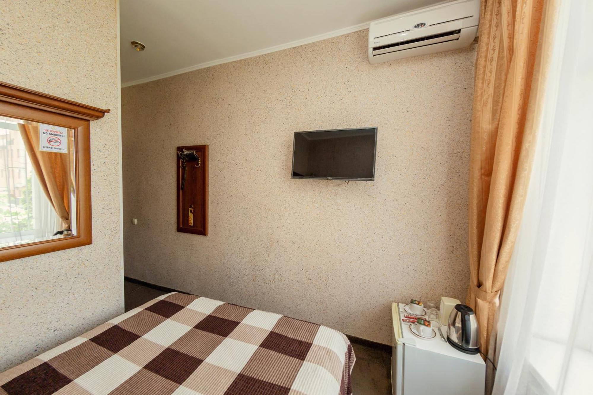 Ajour Hotell Alma-Ata Exteriör bild